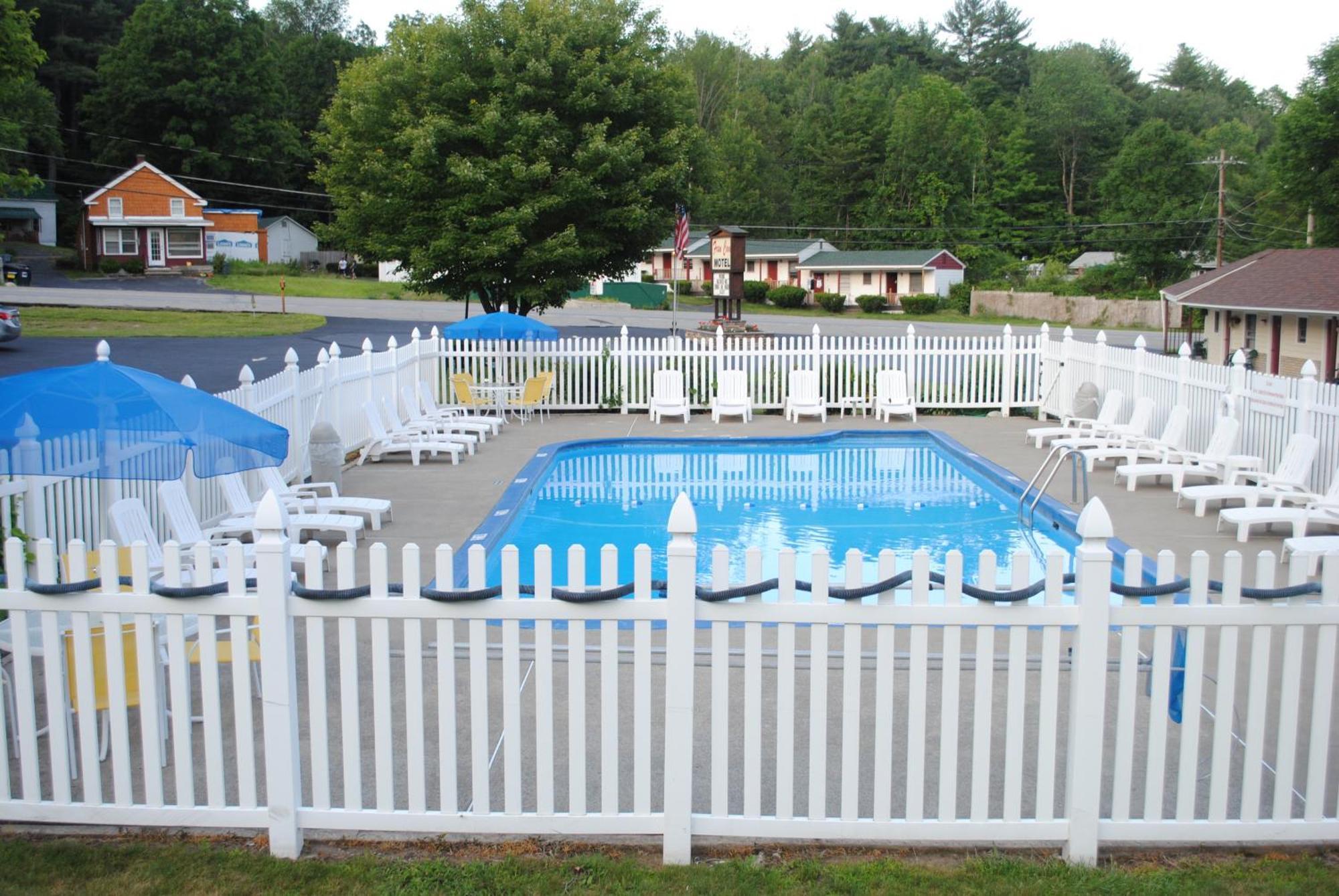 Fran Cove Motel Lake George Luaran gambar