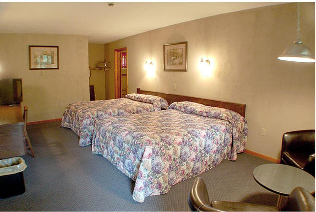 Fran Cove Motel Lake George Bilik gambar