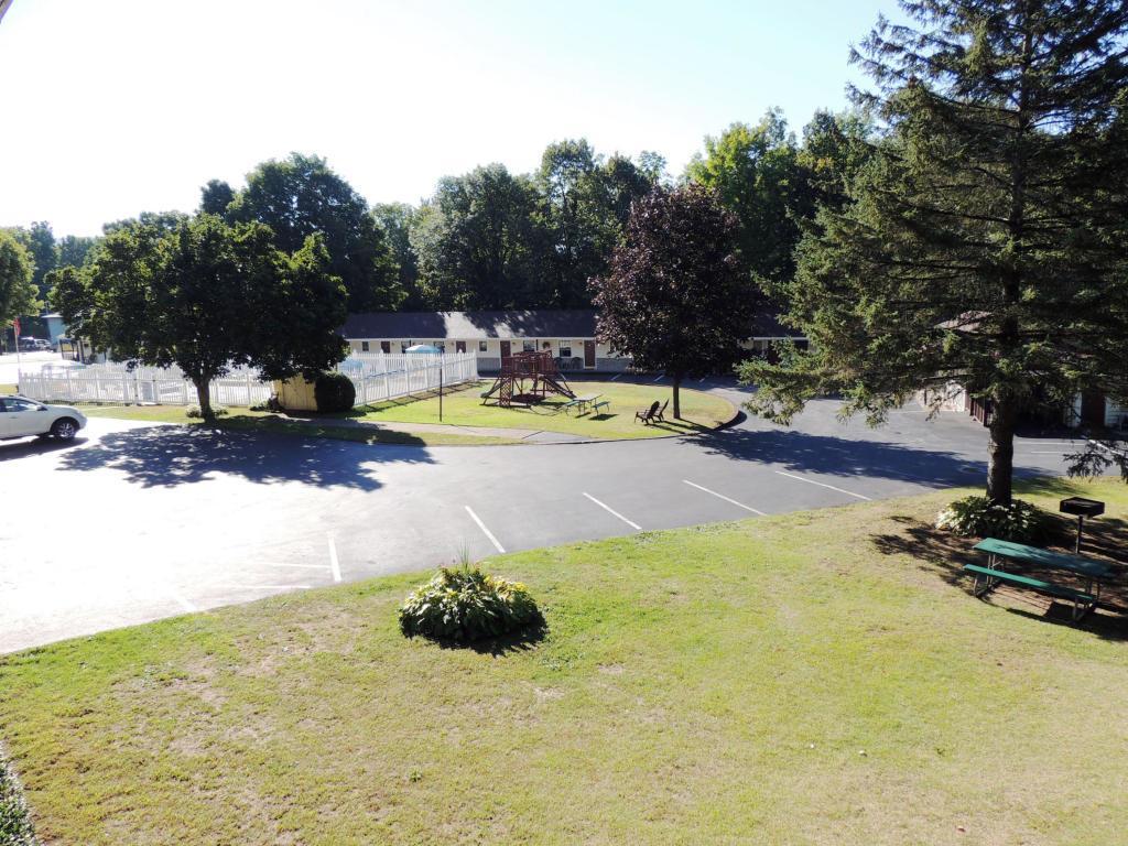 Fran Cove Motel Lake George Luaran gambar