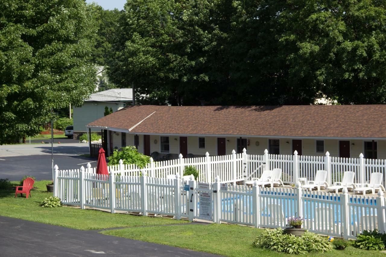 Fran Cove Motel Lake George Luaran gambar